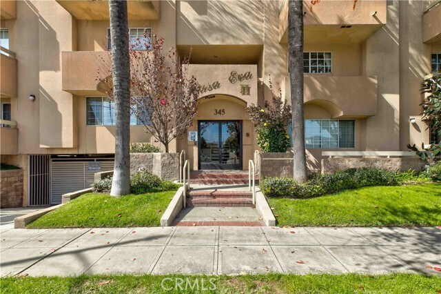 Building Photo - 1034 W Alameda Ave