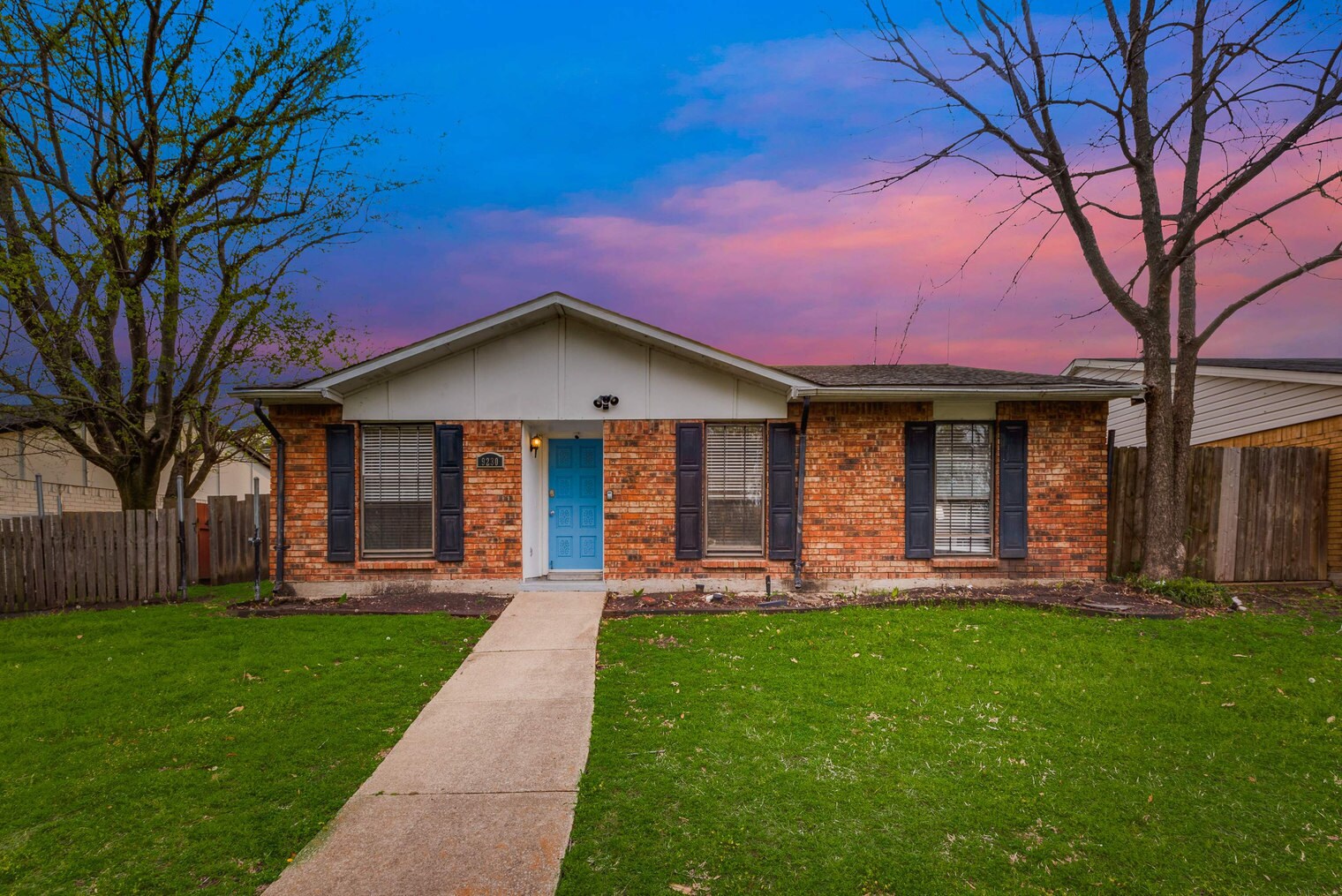 Building Photo - 9230 Millwood Dr