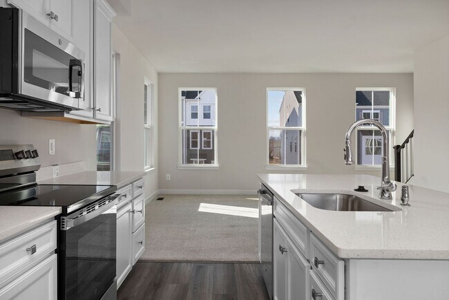 Building Photo - 4677 Drysdale St