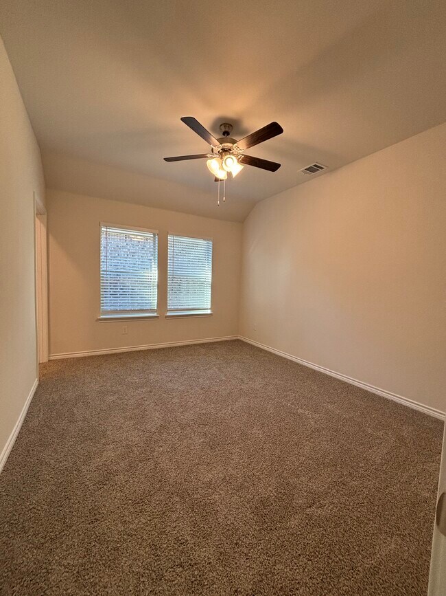 Building Photo - 1205 Rusted Rail Dr