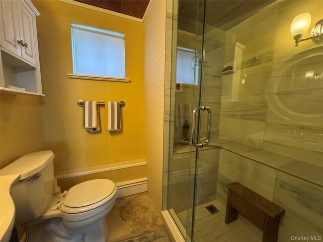 Building Photo - 6A James St