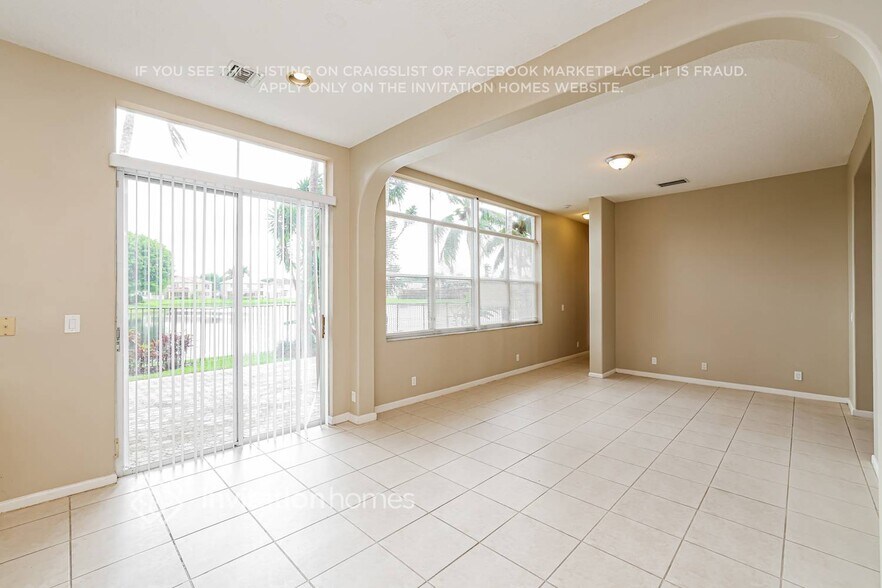 Building Photo - 6103 C Durham Dr