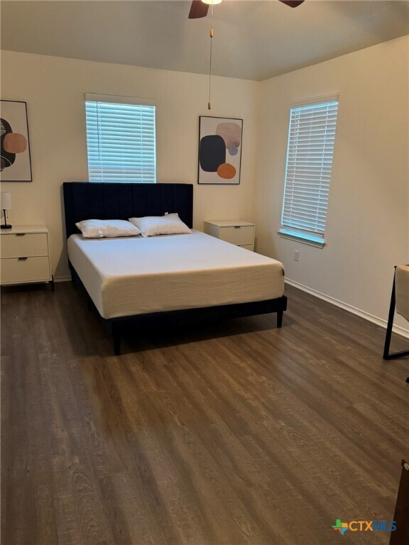 Building Photo - 2703 Tara Dr