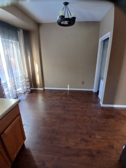 Building Photo - 8144 Cedar Chase Dr