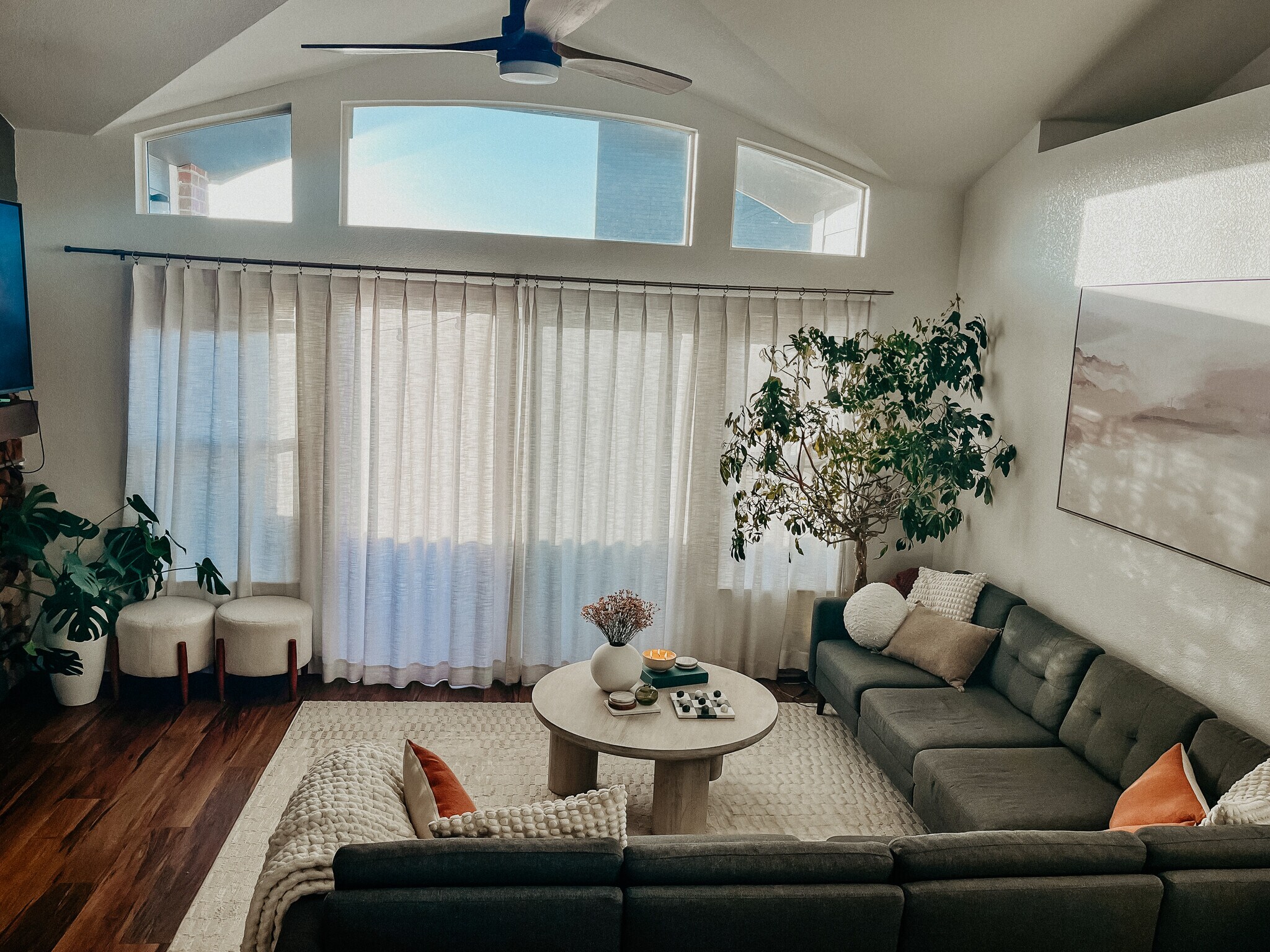 Building Photo - 14343 E 1st Dr