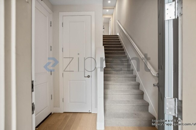 Building Photo - 31 Catania Common