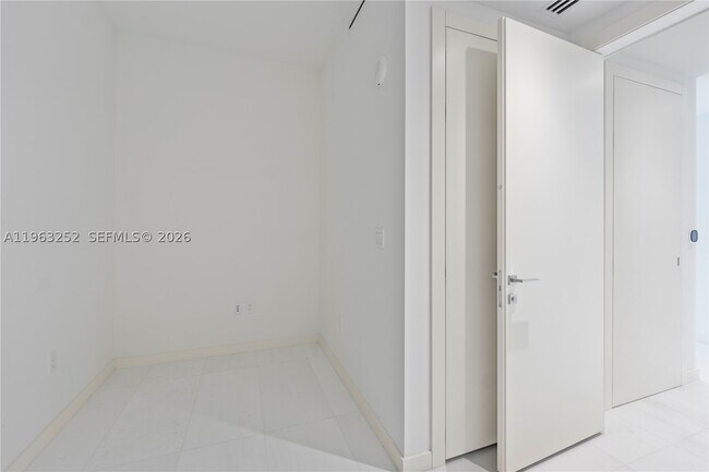 Building Photo - 300 Biscayne Blvd