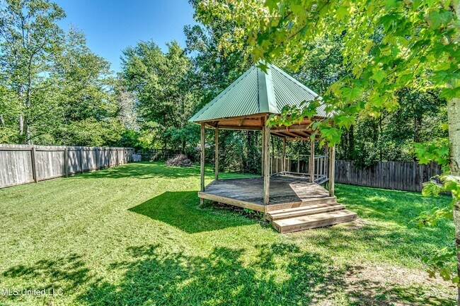 Building Photo - 348 Durham Ct