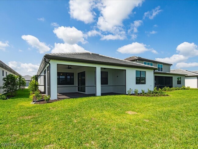 Building Photo - 18262 Parksville Dr