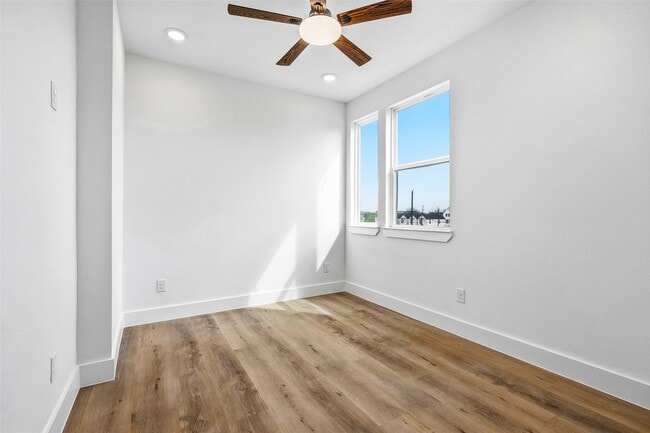 Building Photo - 4205 Allston St