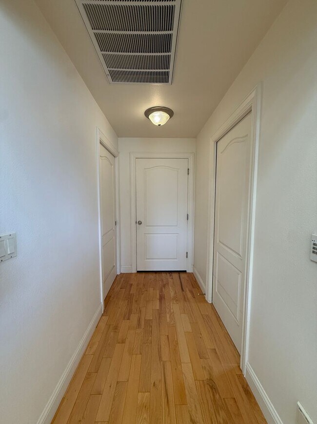 Building Photo - Beautiful Orcutt Custom Home in Solomon Estates on Approx One Acre