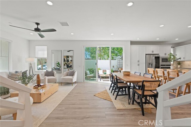 Building Photo - 101 Stage