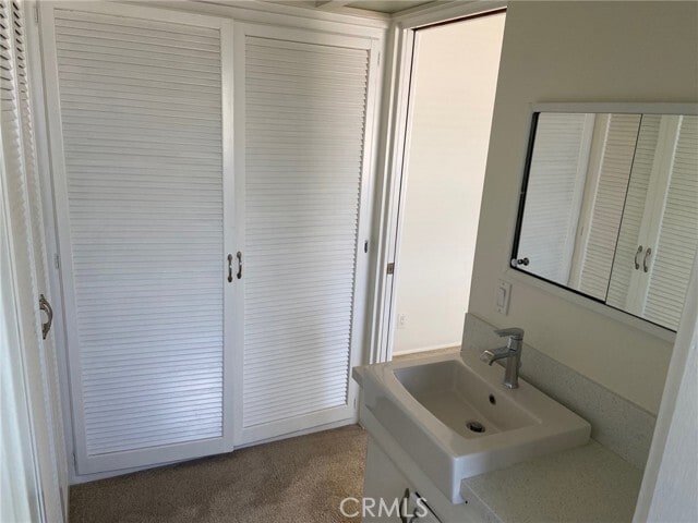 Building Photo - 421 Ave F