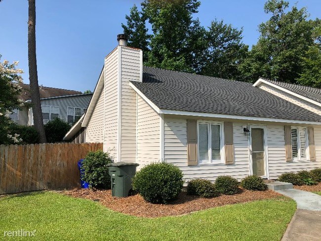 Building Photo - 2 br, 2 bath Condo - 2108 Tiffany Drive