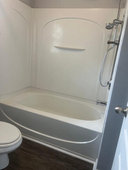 Building Photo - 234 Brookhaven Ct