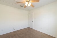 Building Photo - 3 Bedroom 2 Bath - D'Iberville