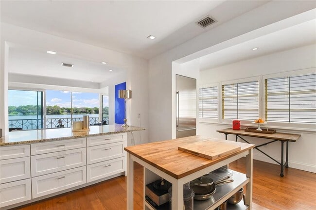 Building Photo - 311 E Morse Blvd