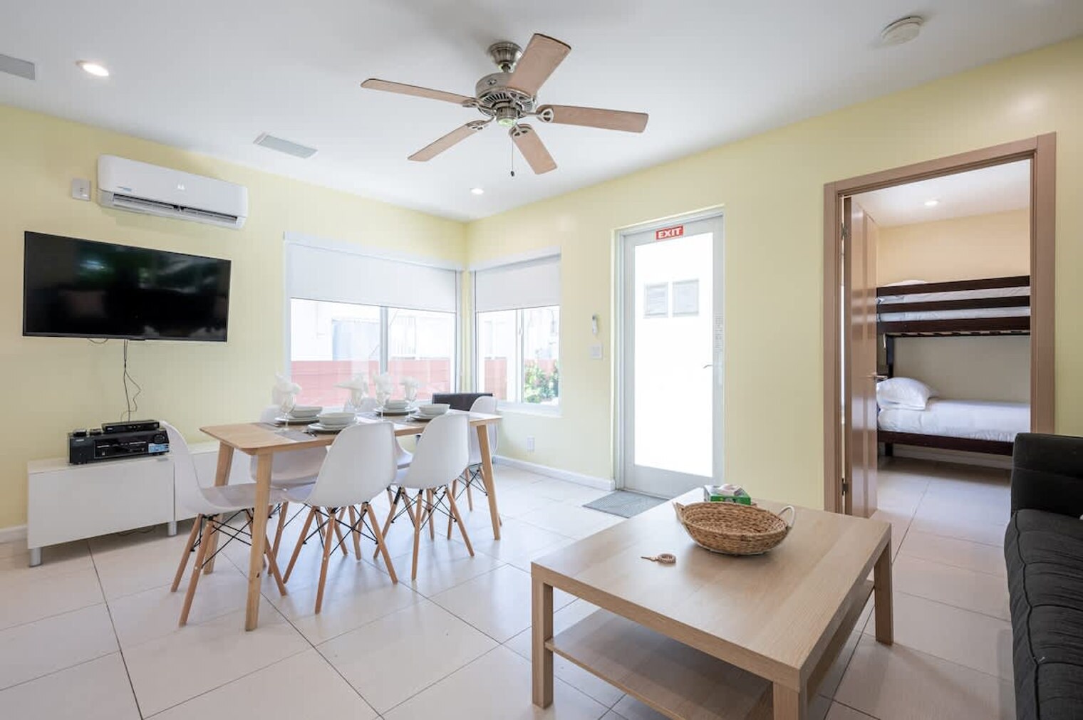 Building Photo - 316 Oregon St