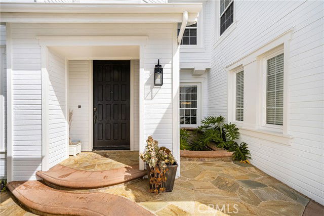 Building Photo - 6 Edendale St