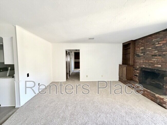Building Photo - 6912 E 46th Pl