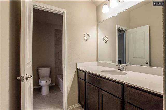 Building Photo - 616 Crowell Dr