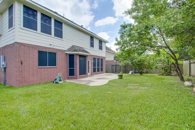 Building Photo - 8002 Weeping Willow Pl