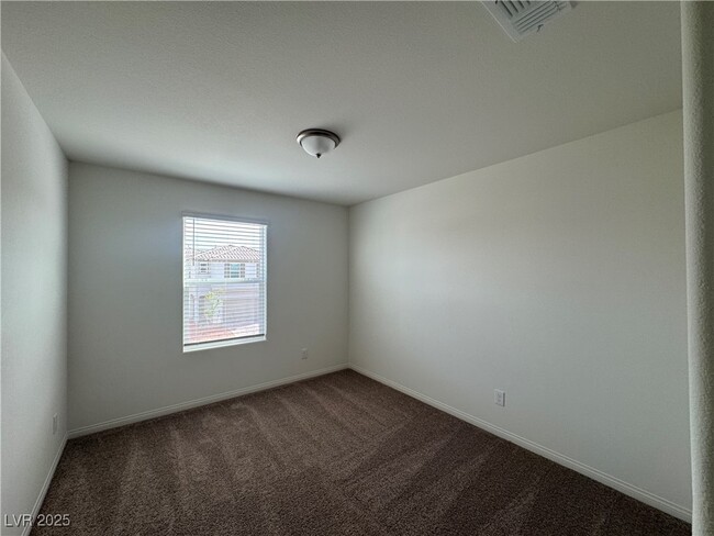 Building Photo - 9144 Vesey Ave
