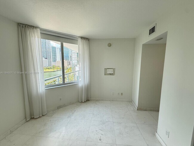 Building Photo - 325 S Biscayne Blvd