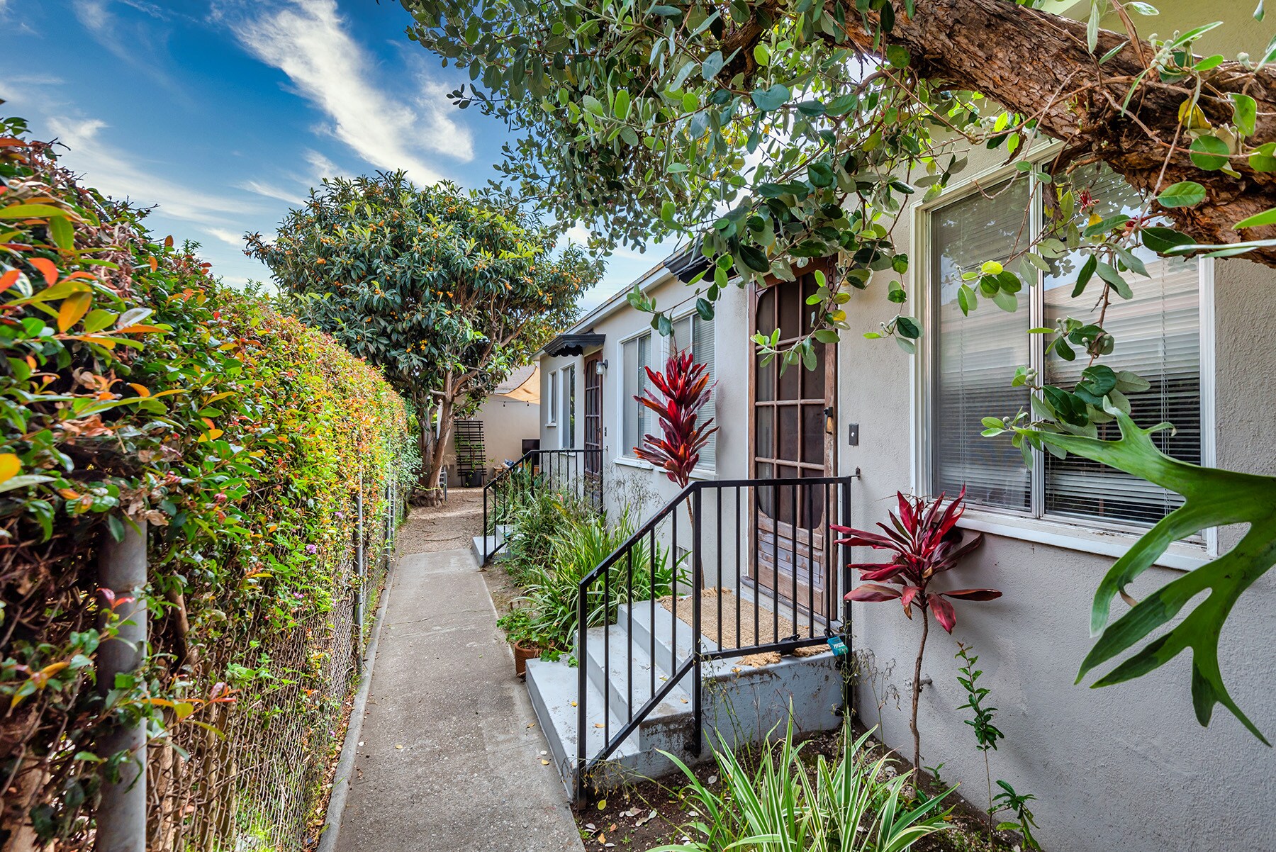 Building Photo - 2339 Abbot Kinney Blvd