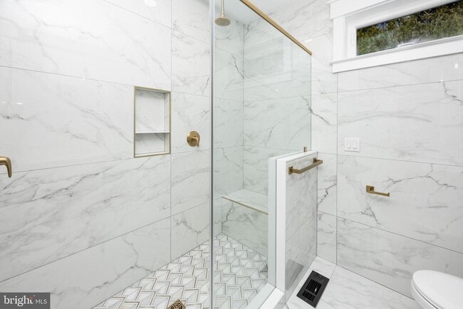 Building Photo - 5692 King Stuart Dr