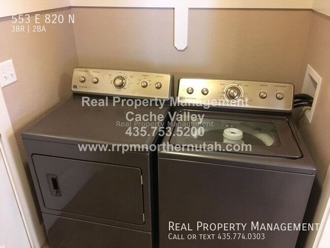 Building Photo - 553 E 820 N