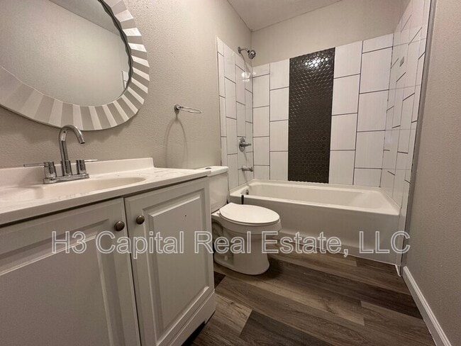 Building Photo - 319 Joy Dr