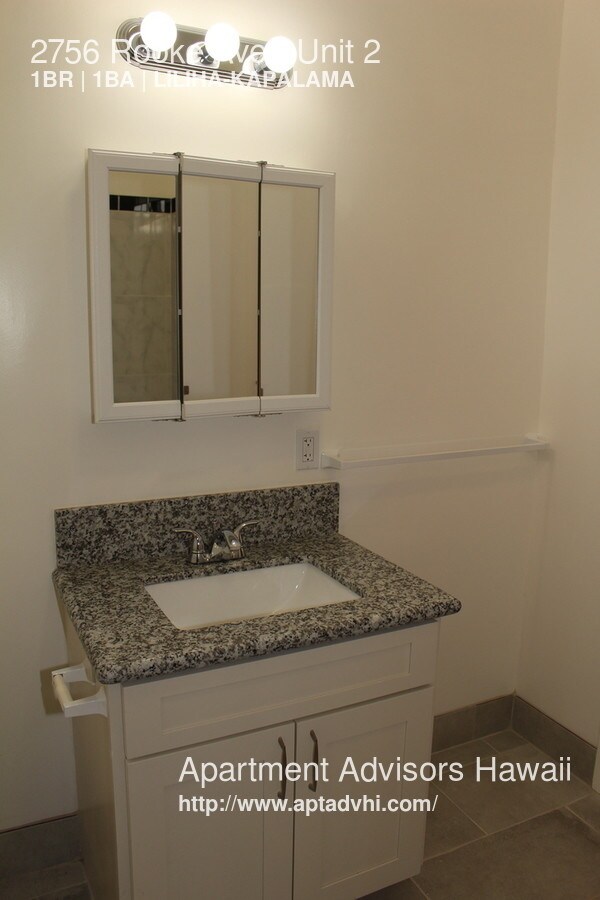 Building Photo - 2756 Rooke Ave