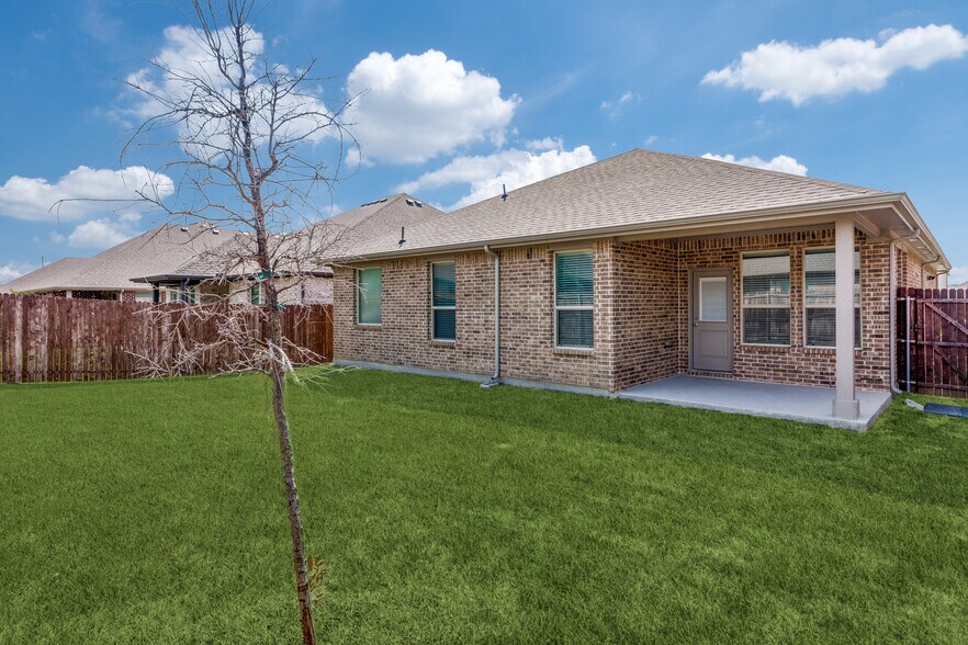 Building Photo - 11516 Lavonia Rd