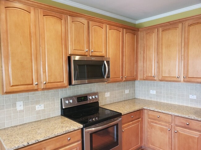 Building Photo - Beautiful home in Ballantyne