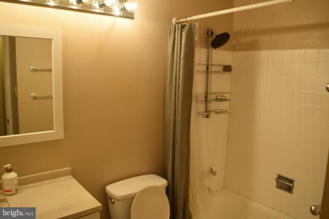 Building Photo - 4405 Manor Hall Ln