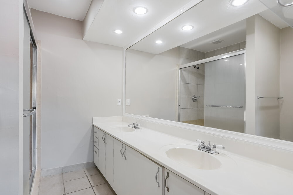 Building Photo - 6801 SW 43rd St