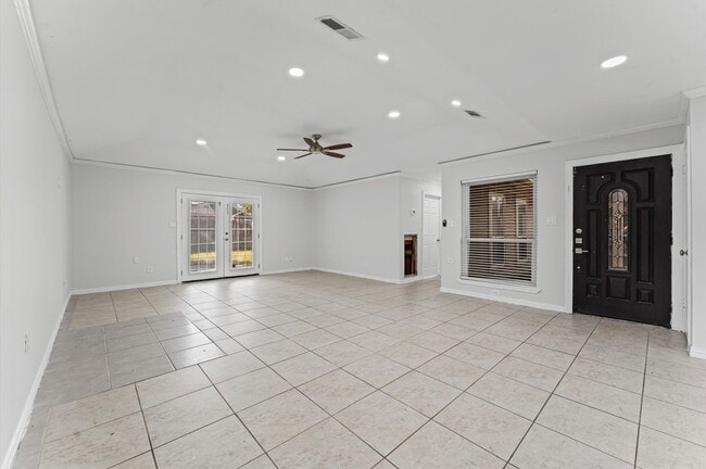 Building Photo - 12319 Campos Dr