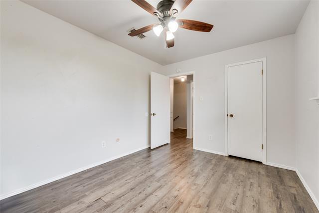 Building Photo - 1804 Ridgeview Plaza