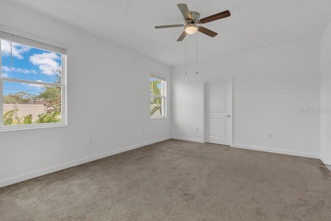 Building Photo - 2884 Nottel Dr