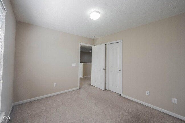 Building Photo - 13086 Avon Cross Way