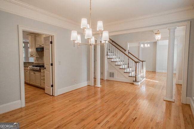 Building Photo - 540 Birkdale Dr