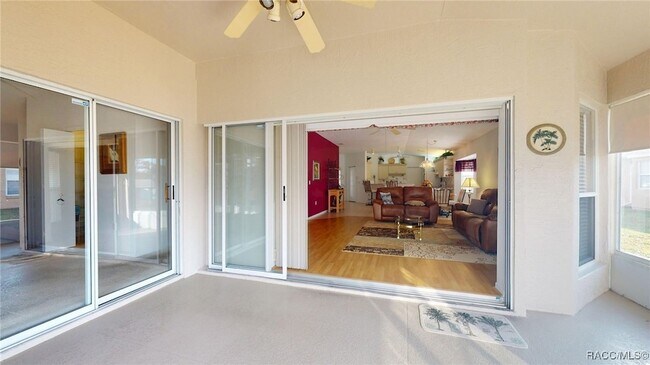 Building Photo - 761 W Sunbird Path