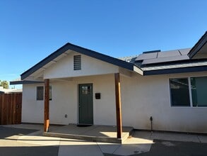 Building Photo - New ADU in Established Turlock Neighborhood