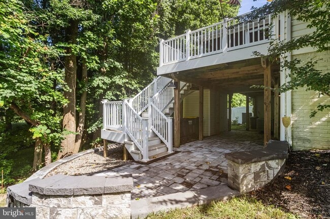 Building Photo - 8220 Silverton Ct