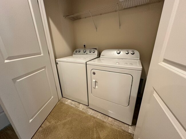 Building Photo - 1460 Salem Creek Dr