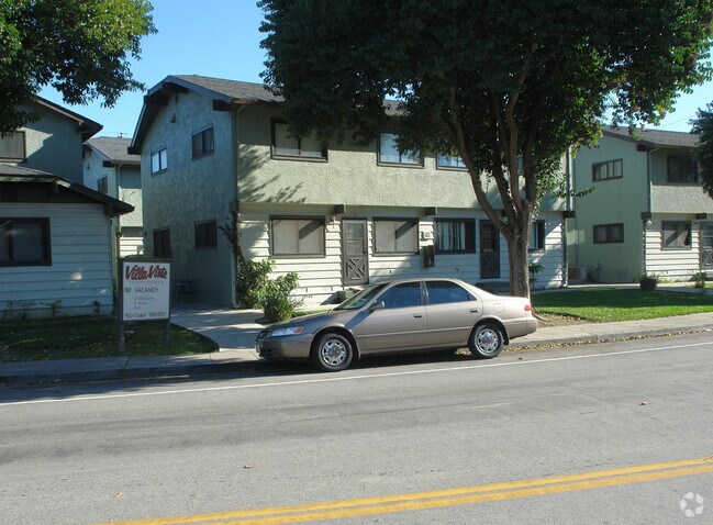 Building Photo - 920-960 Clyde Ave