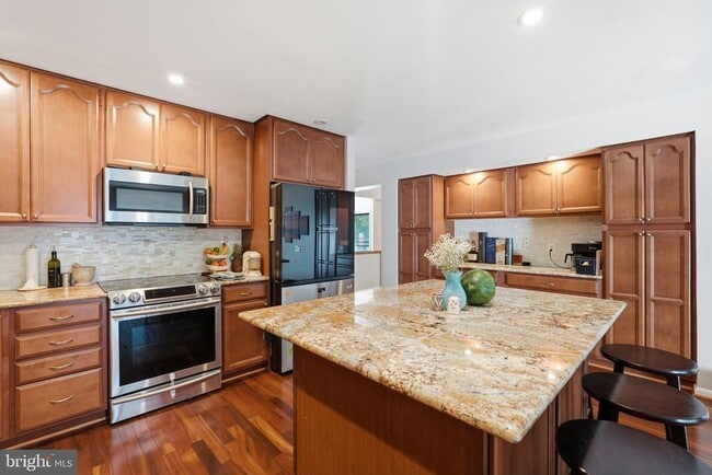 Building Photo - 47656 Pennrun Way