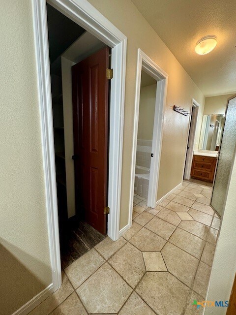 Building Photo - 1301 Fieldcrest