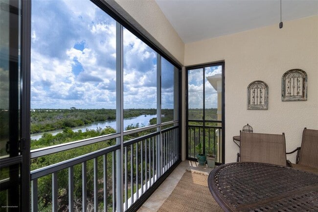 Building Photo - 10521 Amberjack Way